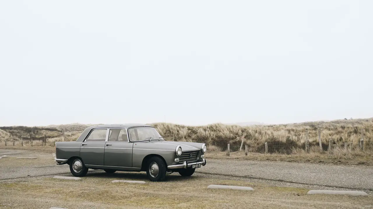 old school england nature beach bond james bond royal