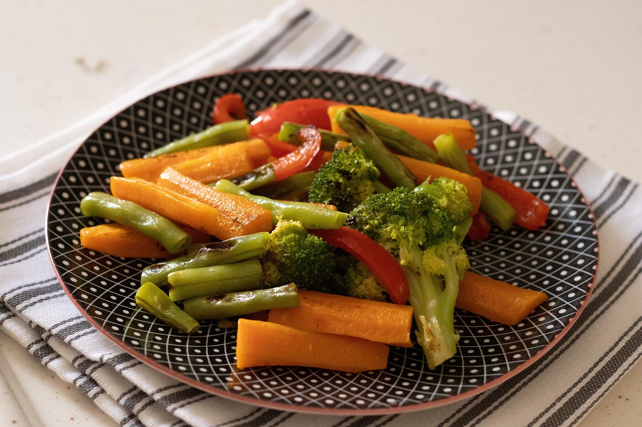 salad food meal dish healthy vegan vegetables organic fresh food food meal meal dish dish dish vegan vegan vegan vegan vegan