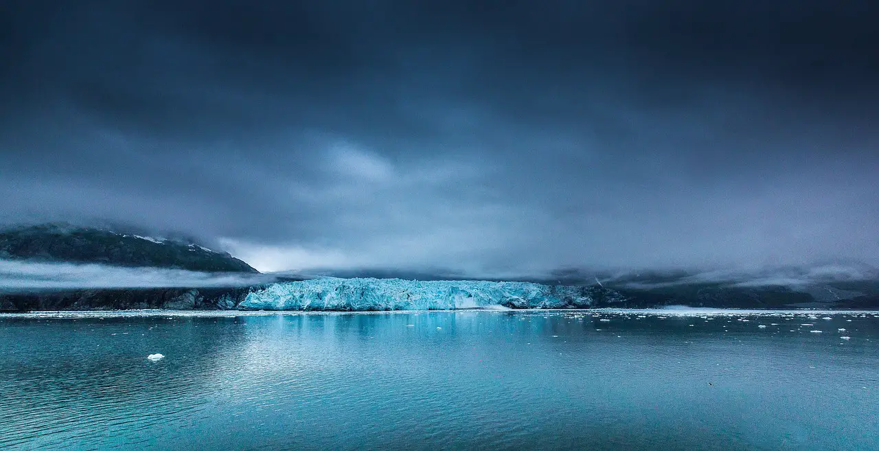 canada  glacier bay  glacier  dark clouds  fog  climate warming  pacific  turquoise  aquamarine  nature  glacier bay  glacier bay  glacier  glacier  aquamarine  aquamarine  aquamarine  aquamarine  aquamarine